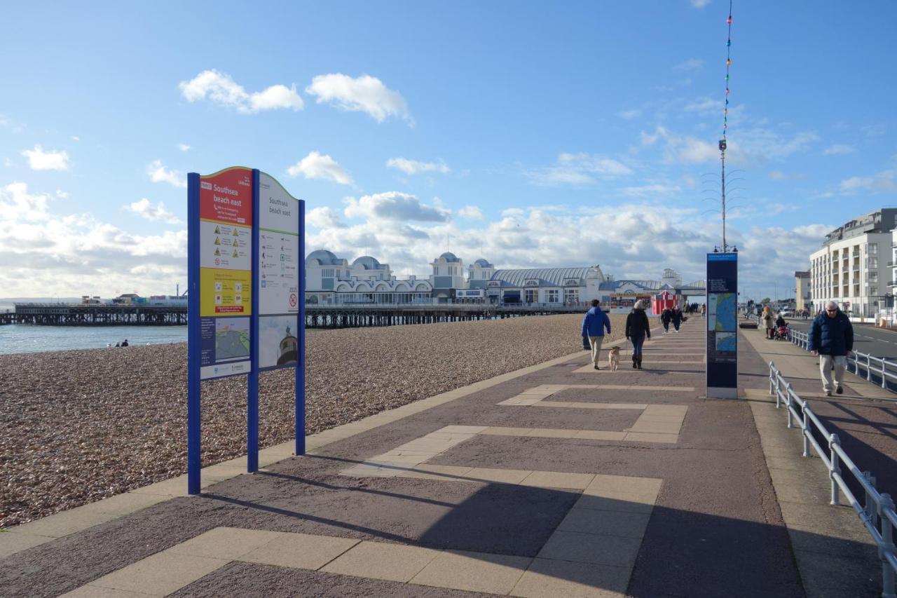 Ann Apartments Opposite The Pier With Sea View Portsmouth Zewnętrze zdjęcie